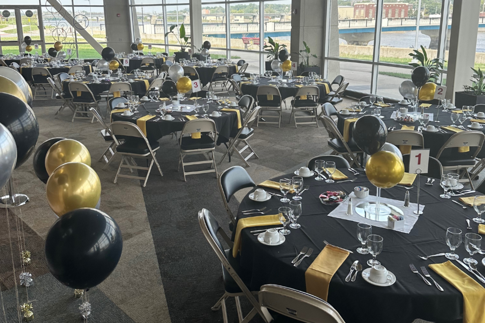 Photo of Banquet center with table scapes