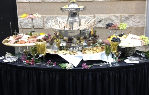 Thumbnail photo of Appetizer display at convention