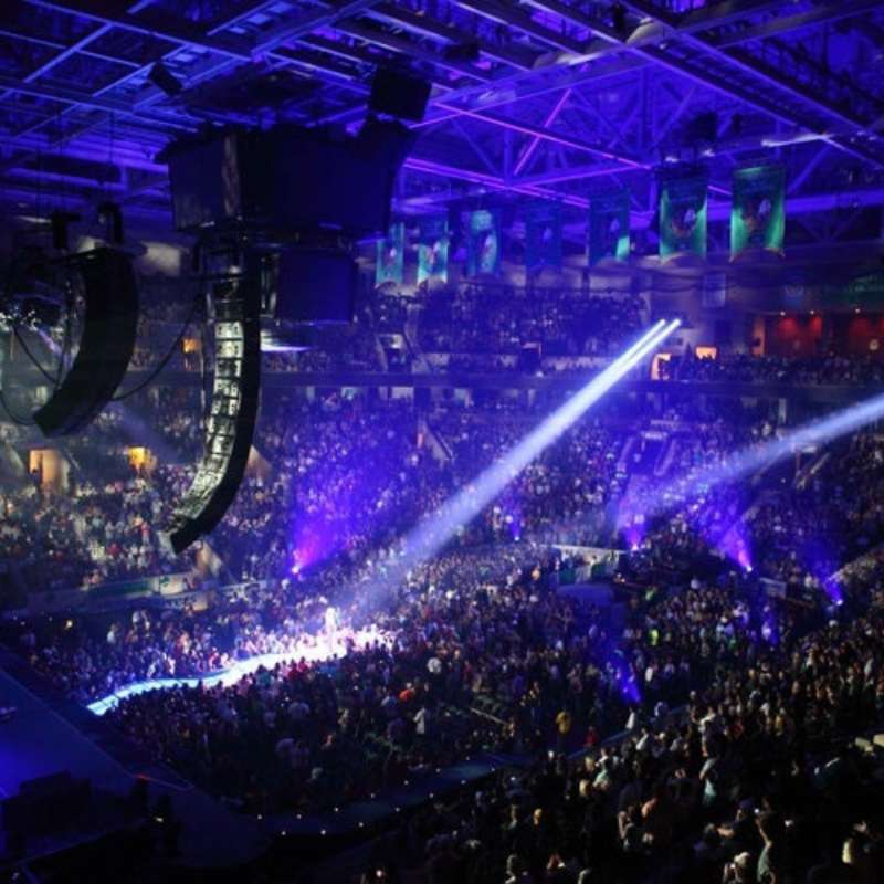 Concert arena with sold out show
