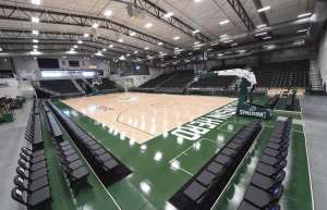 Thumbnail photo of Oshkosh Arena basketball court