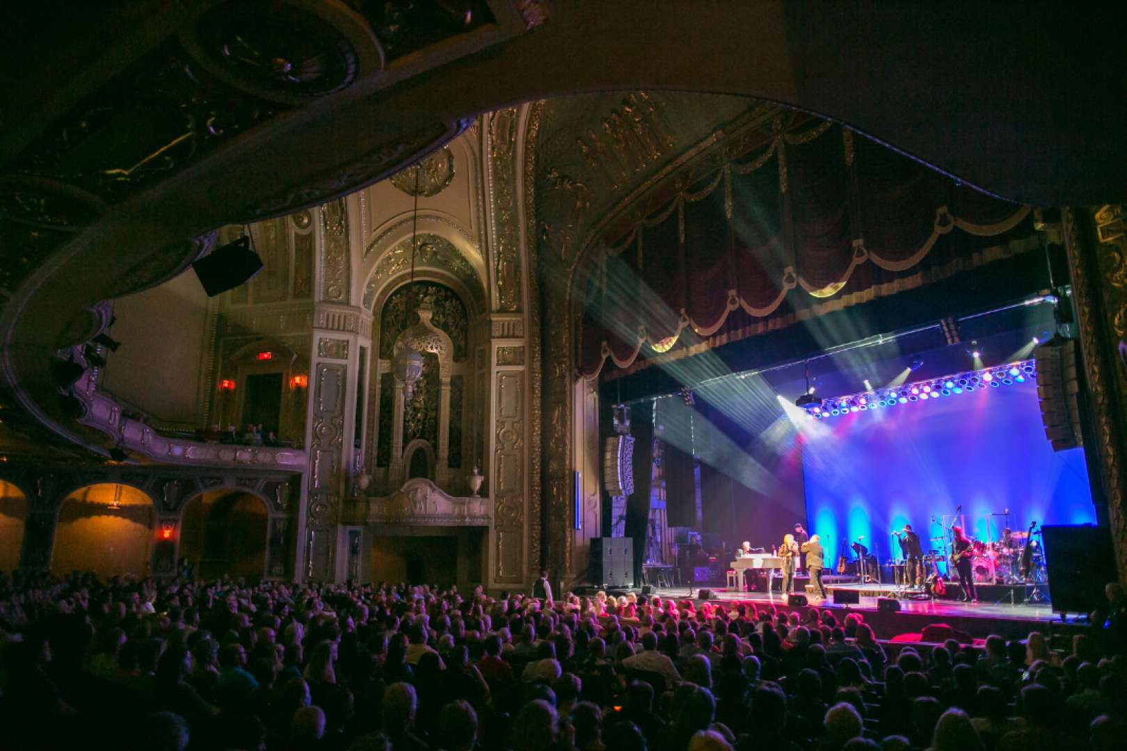 Photo of Concert on stage in the Rialto shot from the balcony