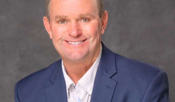 Headshot of Scott Mullen